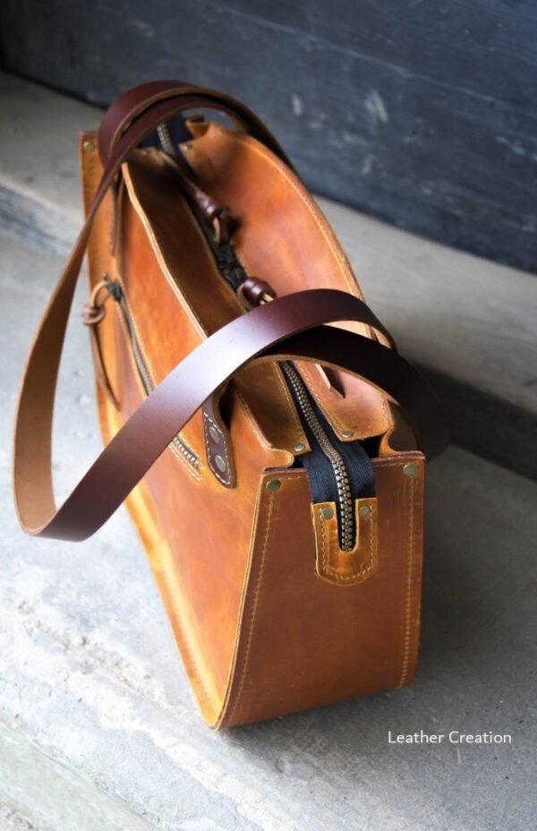 Original leather women TOTE bag unique handmade office and everyday bag stylish handbag zippered purse camel color bag - Image 2