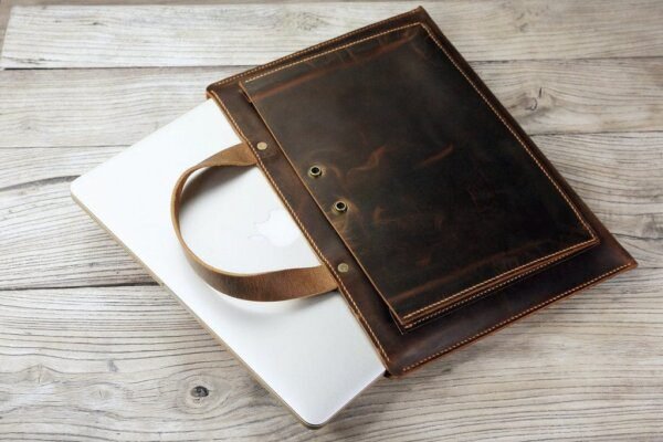 Hand stitched 16 inches leather laptop bag for men - Image 5