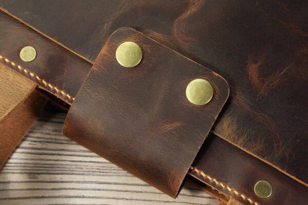 Hand stitched 16 inches leather laptop bag for men - Image 8