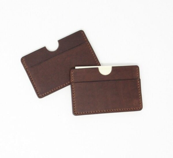 Slim and beautiful leather card holder for men