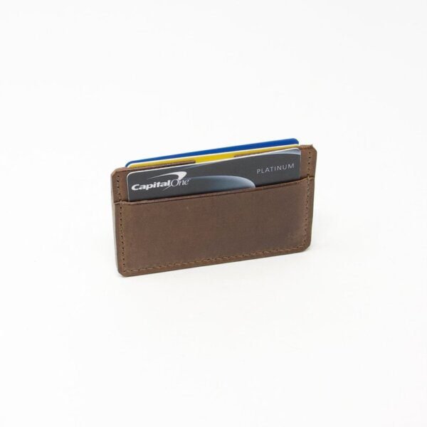 Slim and beautiful leather card holder for men - Image 2