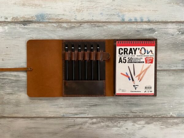 Vintage A5 leather sketchbook case