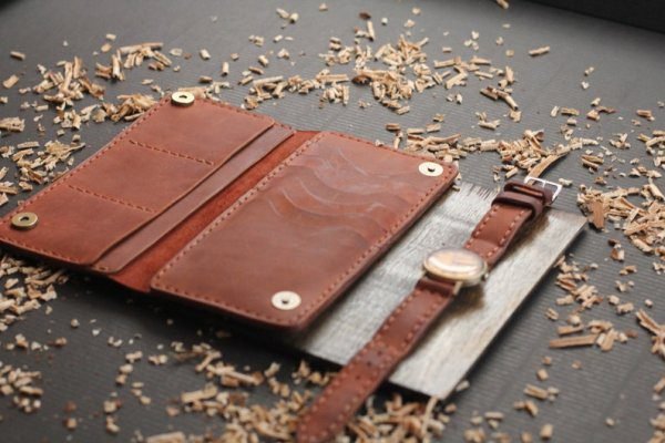 Tan leather long wallet for men and women - Image 3