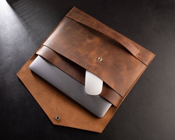 Customize Leather laptop case leather iPad /MacBook case unisex custom leather laptop bag