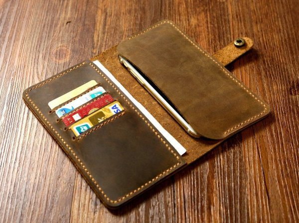 BROWN DISTRESSED LEATHER MOBILE WALLET CASE WITH SNAP / LEATHER PHONE Wallet for men