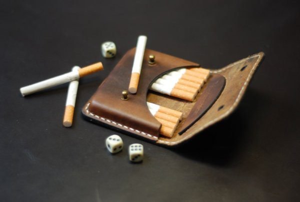 Vintage style leather cigarette case - Image 2